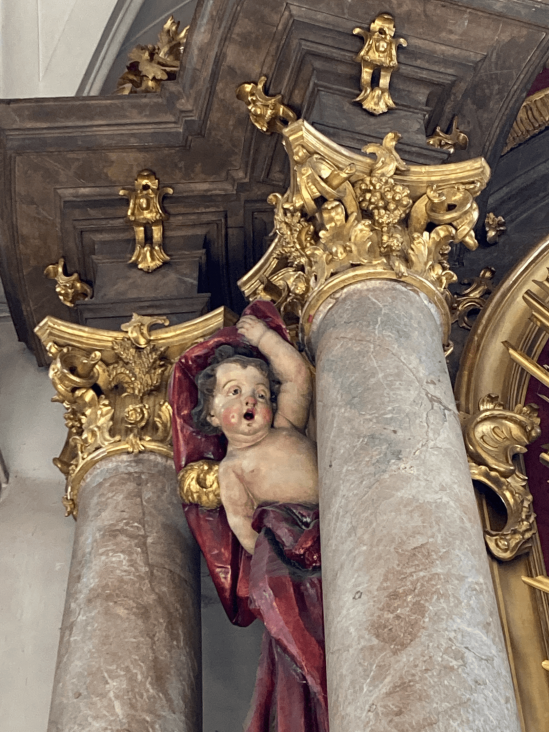Engel in Sankt Peter auf einer Gscheidhaferltour in München